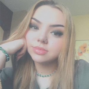 Meet your Posher, Gabrielle